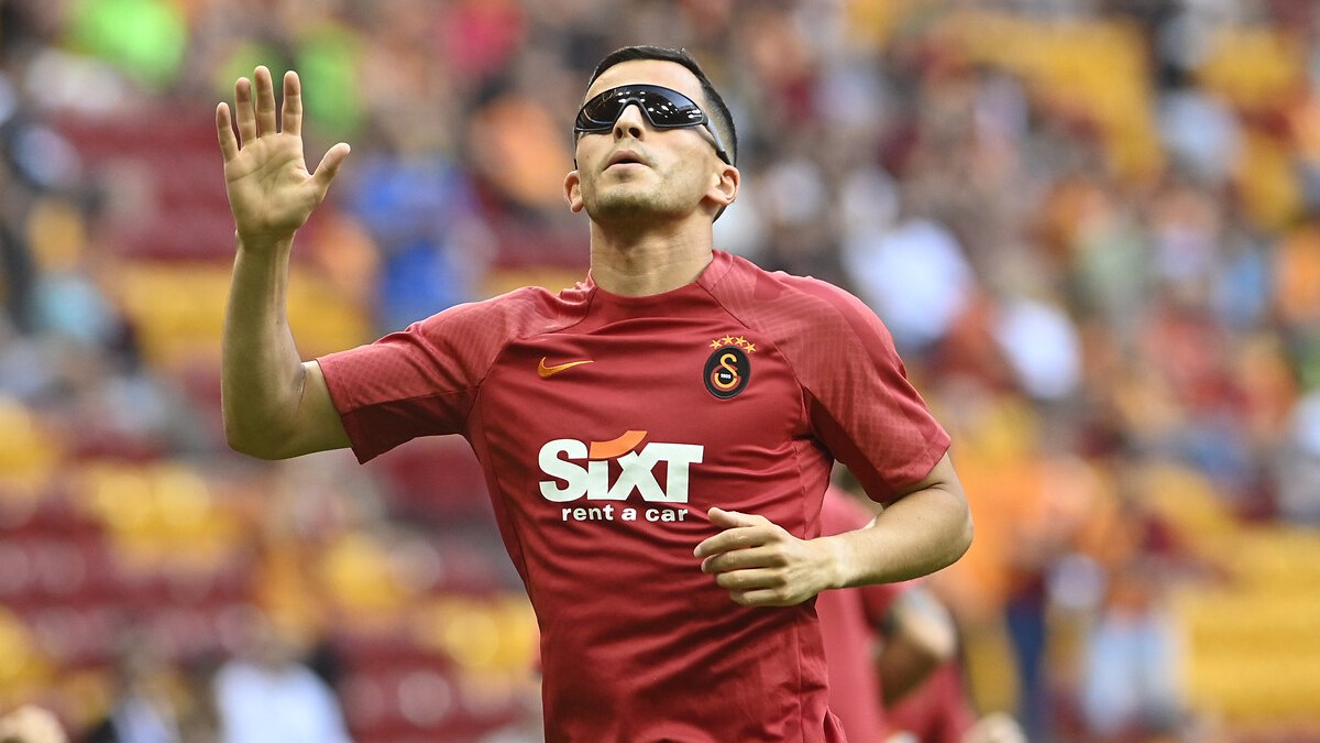 Eski Galatasaraylı Omar Elabdellaoui, futbolu bıraktı