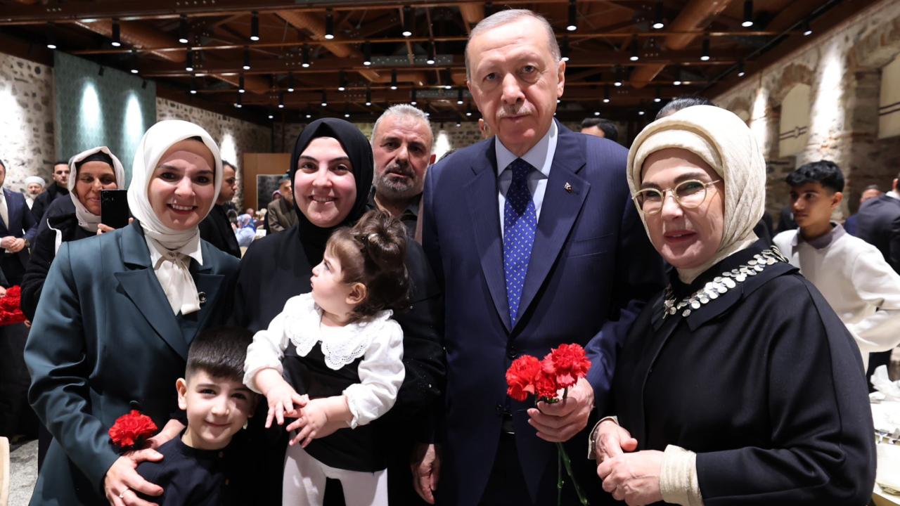 Emine Erdoğan: Her bir kahraman evladımızın hikayesi, kalplerimize kazınmış bir destan